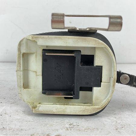 ЗЗ MAKITA マキタ 14.4v 充電式インパクトドライバ 充電器 バッテリー×2 ケース付 TD132D ホワイトｘブラック