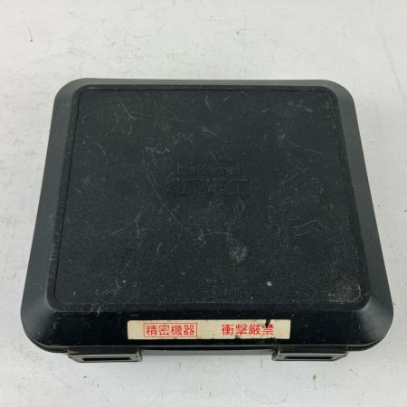 ЗЗ National ナショナル 墨出し名人 壁十文字 単三電池×1 赤色レーザー レーザー墨出し器 台 ケース付 BTL1100