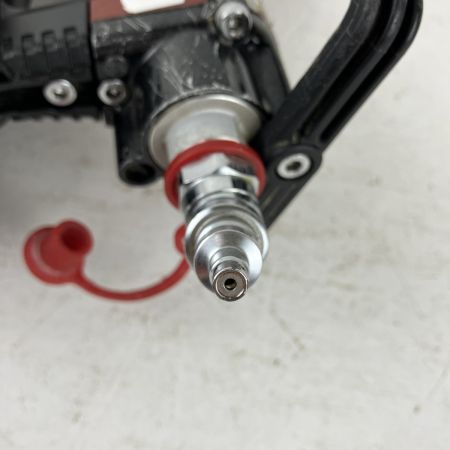 ЗЗ MAX マックス 41mm 高圧 ねじ打ち機 ケース付 HV-R41G4 マイスターレッド