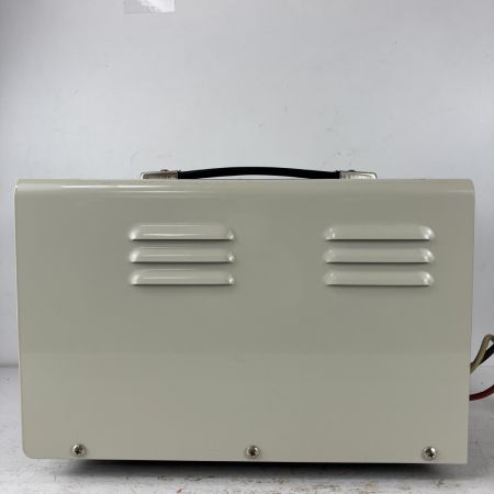 ЗЗ MARUMASA 100v/200v ポータブルトランス 昇降圧兼用 変圧器 トランサ― MA-30T アイボリー