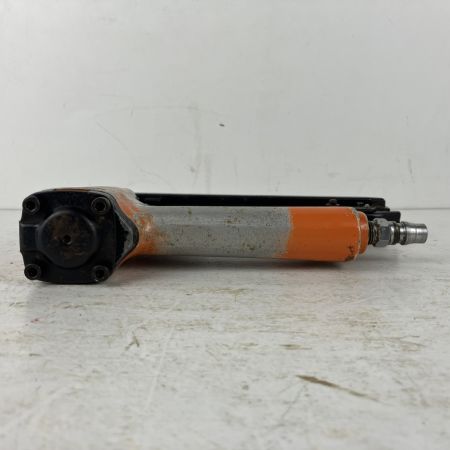 ЗЗ MAX マックス 22mm 常圧 エアネイラ TA-20A/422J オレンジ