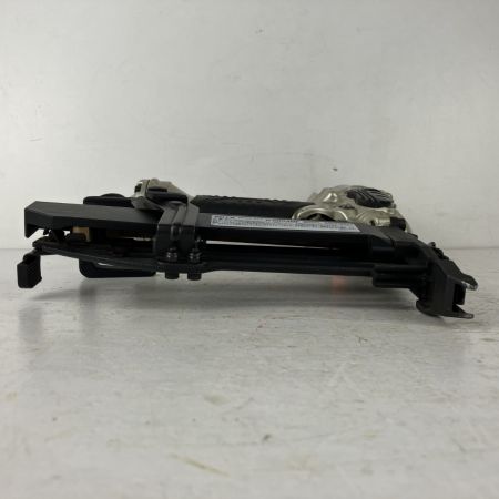 ЗЗ HITACHI 日立 50mm 常圧 フロアタッカ ケース付 N5004MF ライトグレー