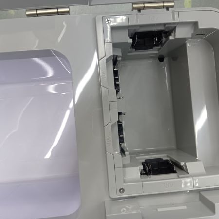 MAKITA マキタ  コードレス式  保冷温庫  CW001G オリーブ