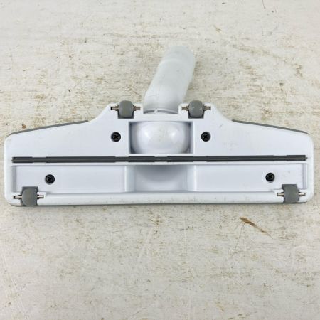 ЗЗ MAKITA マキタ 18v 充電式クリーナー ノズル付 ※充電器・バッテリーなし CL181FD ホワイト