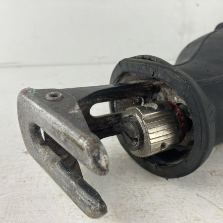 ЗЗ BOSCH ボッシュ 18v コードレスセーバーソー バッテリーx2 充電器 ケース付 GSA18V-LI ネイビー