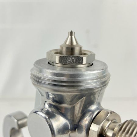 ЗЗ ANEST IWATA (3)常圧 スプレーガン 吸上式 ノズル口径Φ2.0 箱 取説付 WIDER2-20R2S シルバー