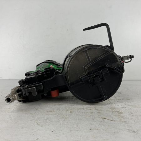 ЗЗ HITACHI 日立 65mm 高圧ロール釘打機 NV65HR グリーン
