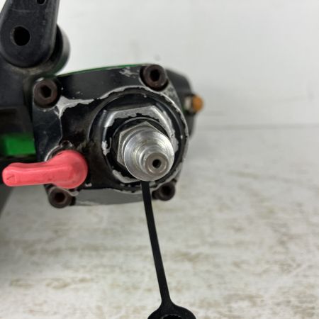 ЗЗ HITACHI 日立 65mm 高圧ロール釘打機 NV65HR グリーン