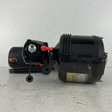 ЗЗ HITACHI 日立 90mm 高圧 ロール釘打機 ケース付 NV90HR 銀鏡