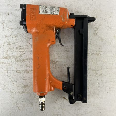 ЗЗ MAX マックス 22mm 常圧 エアネイラ エアタッカ TA-35A/1022J オレンジ