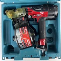 ЗЗ MAKITA マキタ 65mm 高圧 エア釘打機 ケース付 AN630H レッド Cランク