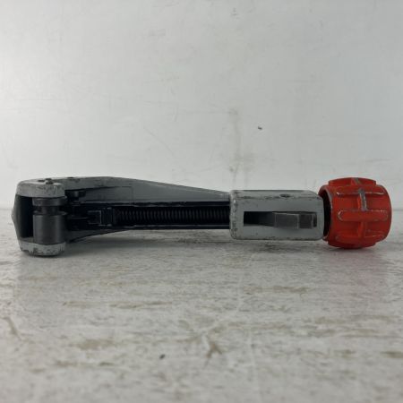 ЗЗ RIDGID 6-66mm クイックアクションチューブカッター パイプカッター 152 ライトグレー