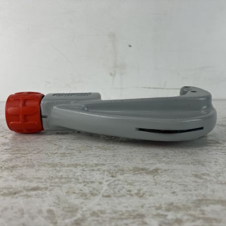 ЗЗ RIDGID 6-42mm クイックアクションチューブカッター パイプカッター 151 ライトグレー
