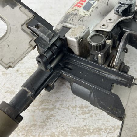 ЗЗ MAKITA マキタ 38mm 常圧 エア釘打機 AN302P ブルー×シルバー