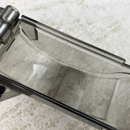 ЗЗ MAKITA マキタ 38mm 常圧 エア釘打機 AN302P ブルー×シルバー