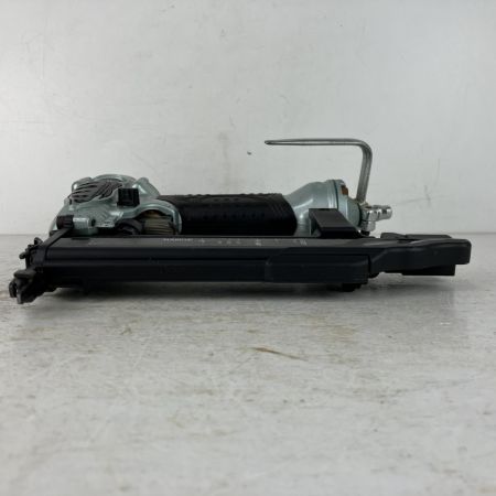 ЗЗ HITACHI 日立 50mm 常圧 フィニッシュネイラ NT50AE2 シルバー