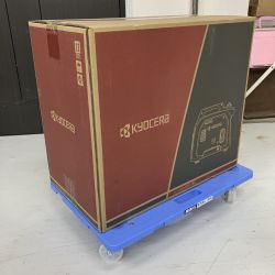 ЗЗ KYOCERA キョウセラ 4サイクル 1.8kVA 100v インバーター発電機 EGI180 Nランク