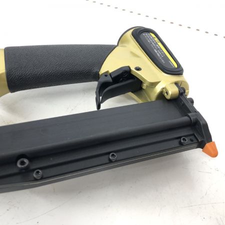 ДД HITACHI 日立 エア釘打ち  未使用品(S) 高圧 NP35H