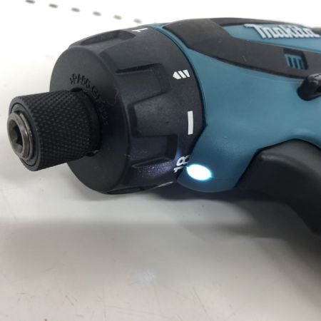 ДД MAKITA マキタ ドライバドリル  充電器・充電池2個・ケース付 DF030D グリーン