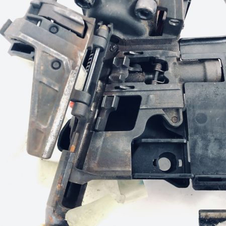 ДД MAKITA マキタ  エア釘打ち  程度B ケース付 高圧 90㎜ AN935H レッド