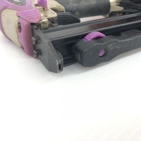 ДД Kanematsu エア釘打ち ケース付 常圧 19-38㎜対応 KM7367 直角連結シート釘（逆巻） KZ-322 ライトグレー