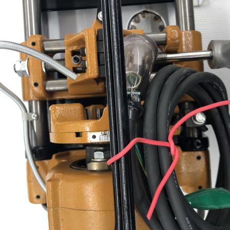 ДД IKURA SEIKI CO.,LTD. 育良精機 電線管ネジ切り機　マイコンミニミニ IS-CM36 オレンジ