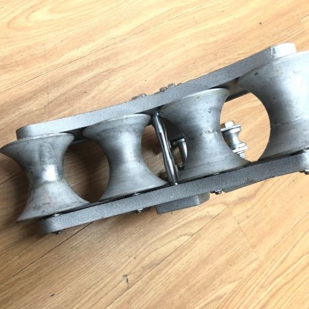 ДД 不明  4連金車