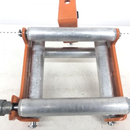 ДД IKURA SEIKI CO.,LTD. 育良精機 四面コロ　 程度B ISH-110 オレンジ