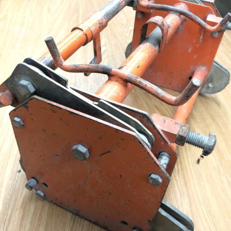 ДД SANKYO U字溝クランプ 程度C ﾏｼﾝ内吊りBOX S.M