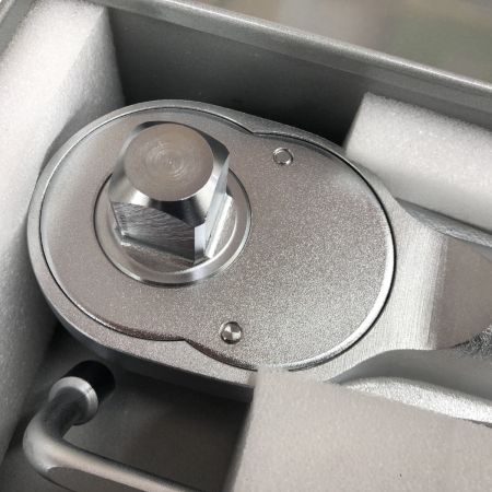 ДД TONE トネ プレセット型トルクレンチ 程度A T8L1400N