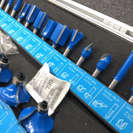 ДД RYOBI リョービ トリマー 程度B 箱付 100v ルータービットセット付 MTR-42 ブルー