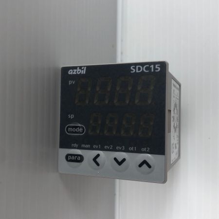 ДД アズビル 工具 デジタル指示調節計  SDC-15