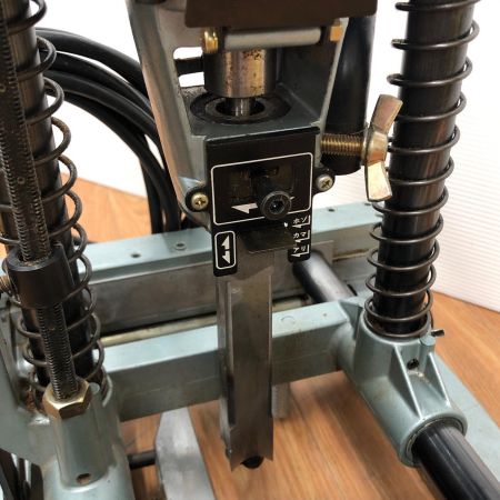 ДД HITACHI 日立 100v 30mm 角のみ  BS30 シルバー