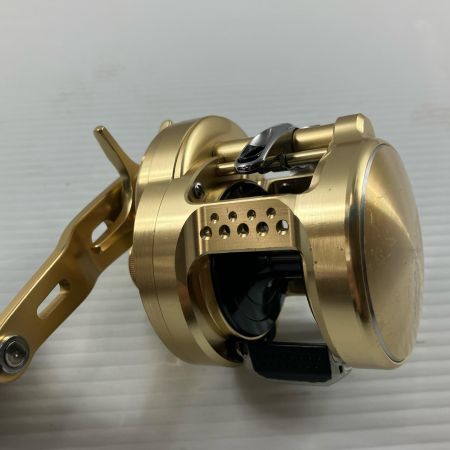 σσ SHIMANO シマノ 両軸リール 15オシアコンクエスト301HG キズ/シャリ音有り 03403