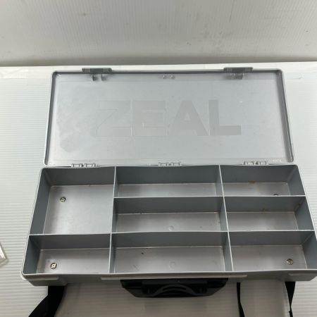 σσ ZEAL  釣り小物 ルアーケース