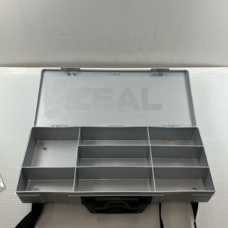σσ ZEAL  釣り小物 ルアーケース