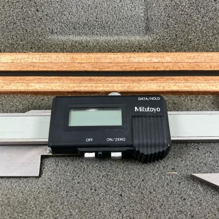 ДД Mitutoyo  デジタルノギス CD-30