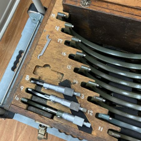 ДД Mitutoyo 外側マイクロメータセット 精度未確認 OMST1-300