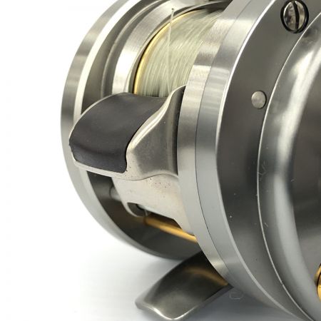 σσ SHIMANO シマノ リール ベイトリール カルカッタ CONQUEST 100DC 箱・布袋付 01865 シルバー