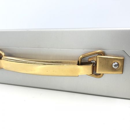 σσ Megabass メガバス タックルボックス アサイラムアイバンク