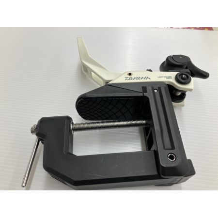 σσ DAIWA ダイワ ライトホルダー160CH 