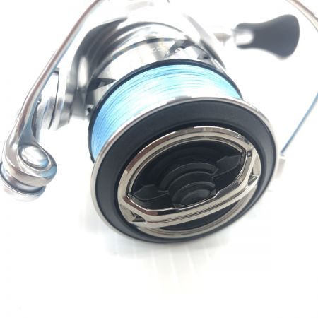 σσ SHIMANO シマノ スピニングリール 23ストラディック C2000SHG 程度A 箱付 045799