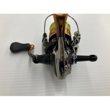 σσ SHIMANO シマノ ソアレBB C2000SSPG 03937
