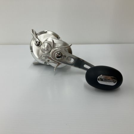 σσ SHIMANO シマノ ベイトリール 11オシアジガー 1500HG 程度B 箱付 02745