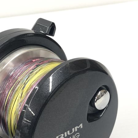 σσ SHIMANO シマノ  ベイトリール トリウム2000HG 美品 04220