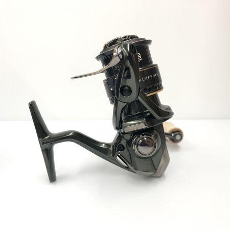 σσ SHIMANO シマノ 23カーディフ XR C2000SHG 美品 程度A 箱付 046567