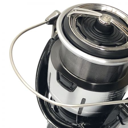 σσ DAIWA ダイワ スピニングリール 23レグザ LT3000S-CXH 美品 228698