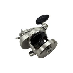 SHIMANO シマノ ベイトリール 17オシアジガー 1500HG 03667 Bランク