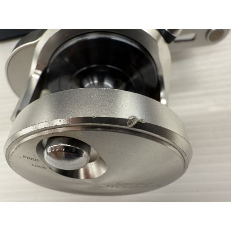 SHIMANO シマノ ベイトリール 17オシアジガー 1500HG 03667