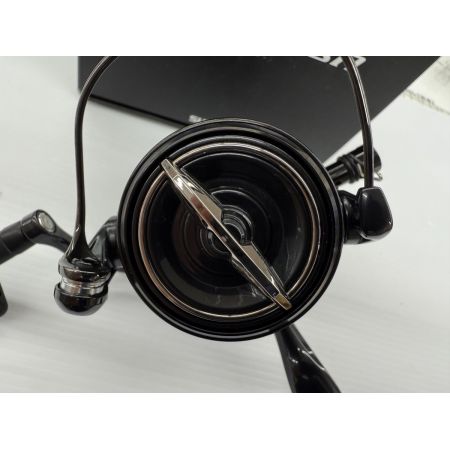 σσ SHIMANO シマノ 19ヴァンキッシュC3000 程度B ゴメクサスリールスタンド付き 03957